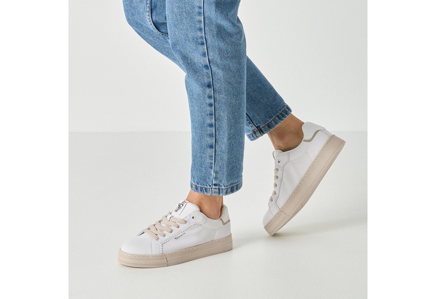 Tamaris Slip-On Sneaker Freizeitschuh, Halbschuh mit Wellenkante und Logoschriftzug – Bild 2 von 5