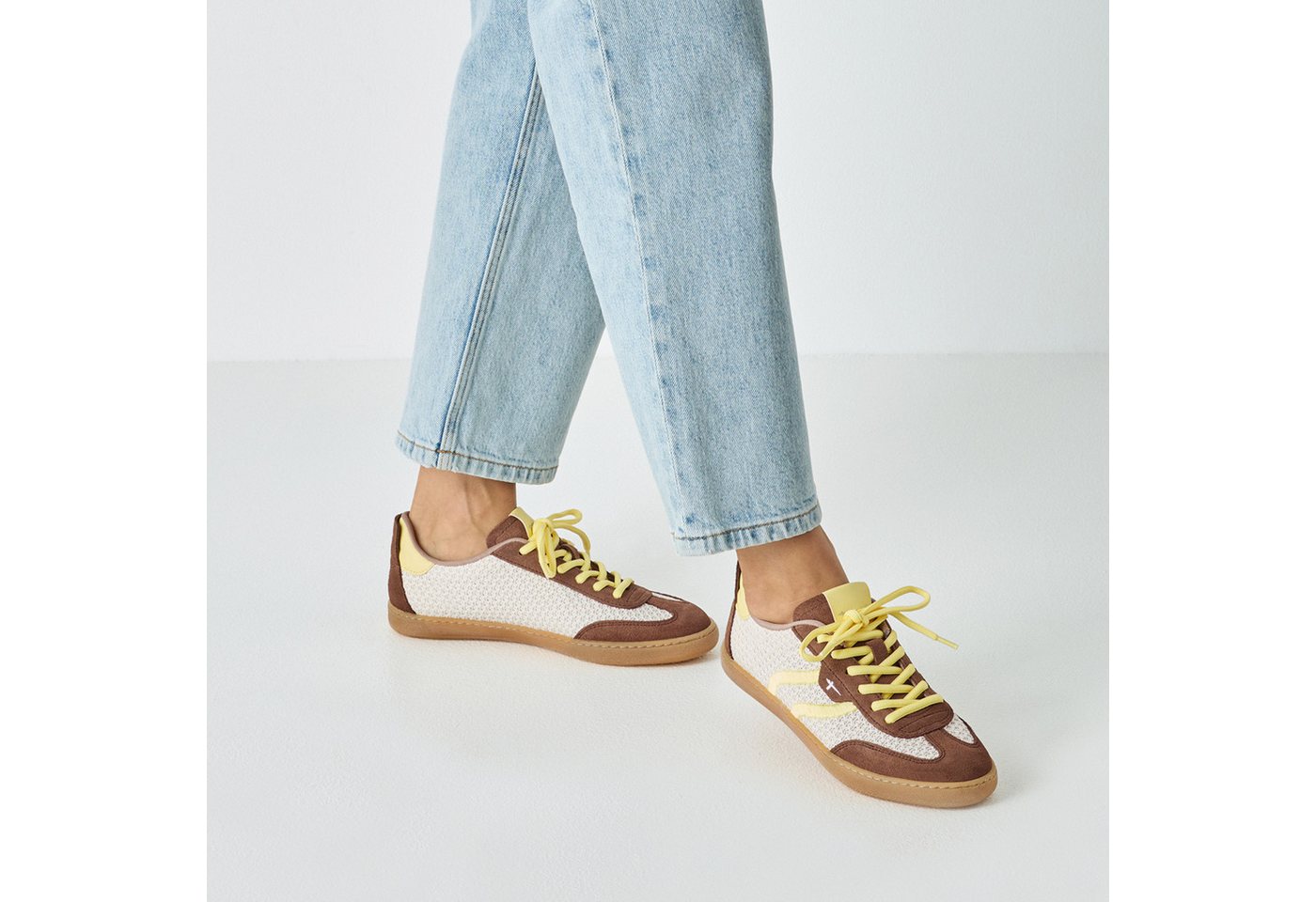 Tamaris Sneaker Freizeitschuh, Halbschuh, Schnürschuh im modischen Retro-Look – Bild 2 von 5