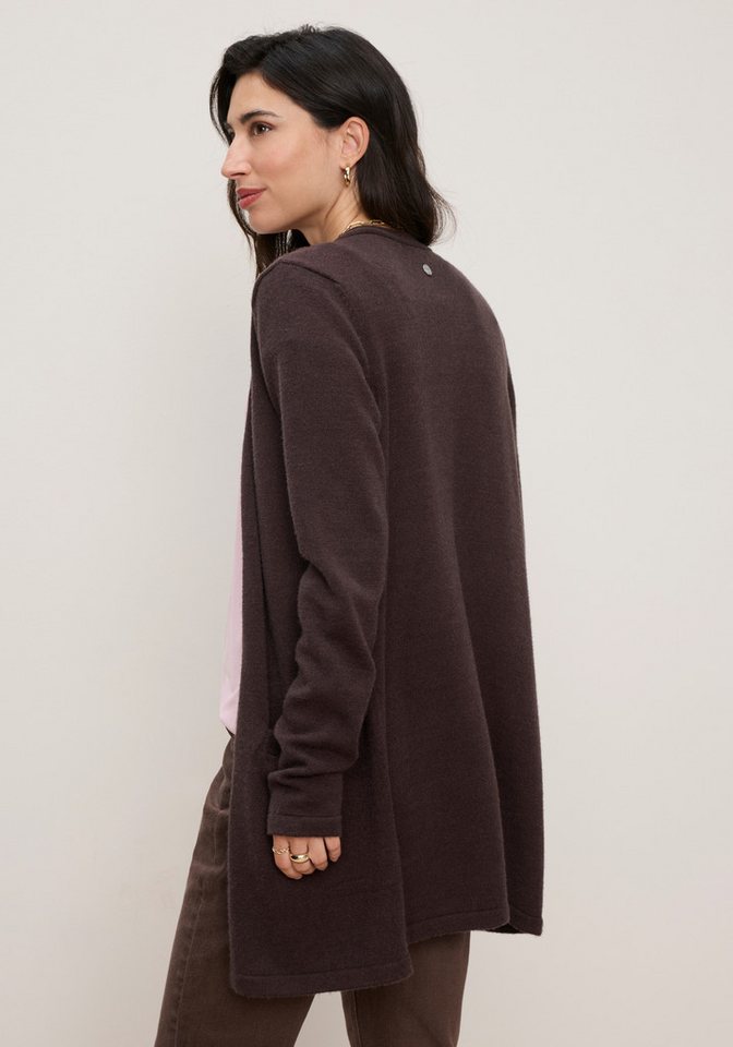 Tamaris Strickjacke mit Taschen, aus weicher Viskosemischung perfekt für laue Sommerabende – Bild 2 von 5