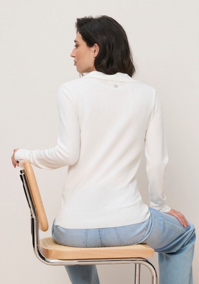 Tamaris Strickpullover mit Polokragen, figurumspielende Passform, aus Feinstrick aus weicher Viskosemischung – Bild 3 von 5