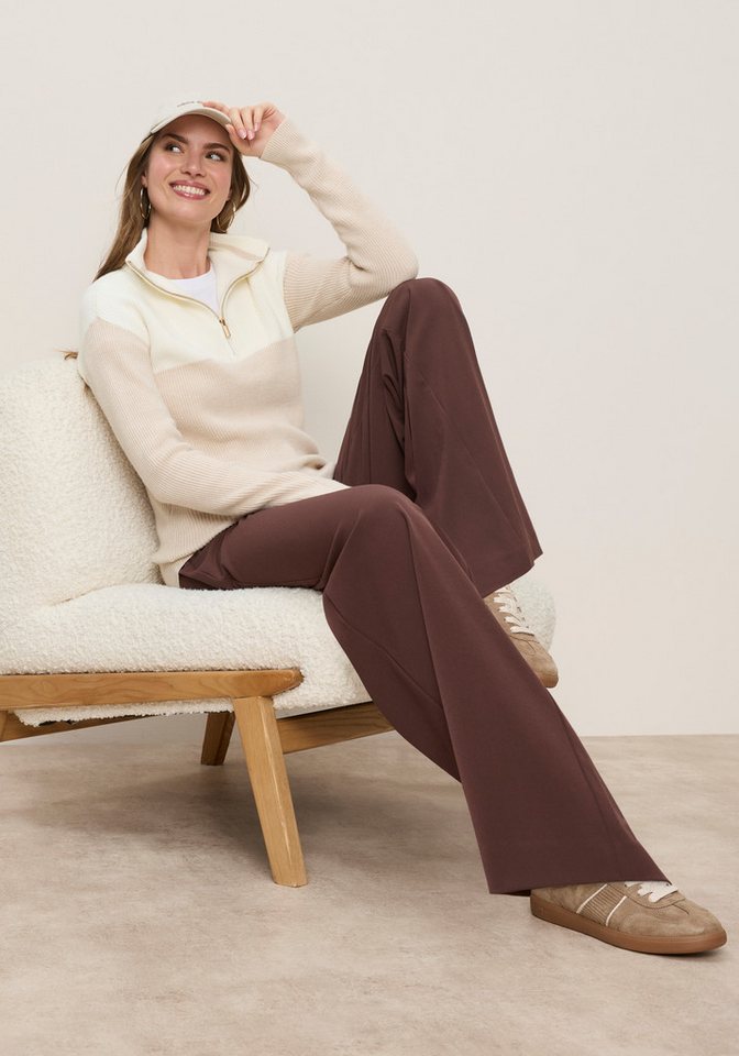 Tamaris Strickpullover mit Troyerkragen in figurumspielender Passform aus weicher Viskosemischung – Bild 4 von 5