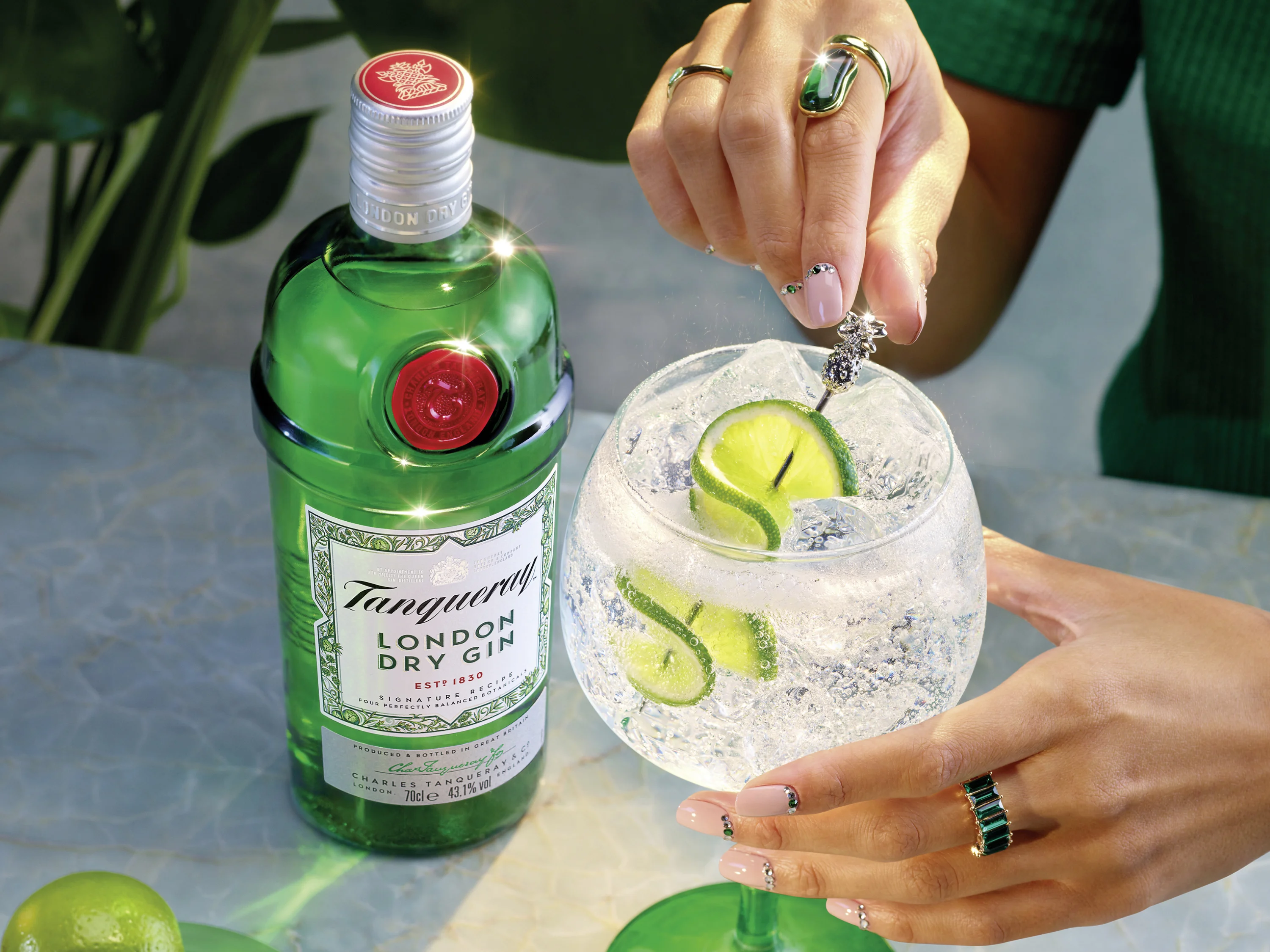 TANQUERAY London Dry Gin 43,1% Vol – Bild 3 von 3