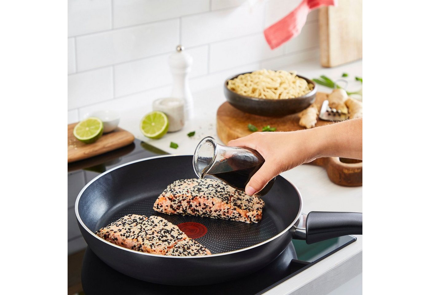 Tefal Bratpfanne Generous Cook, Aluminium (1-tlg), Thermo-Signal-Temperaturanzeiger, Induktion – Bild 4 von 5