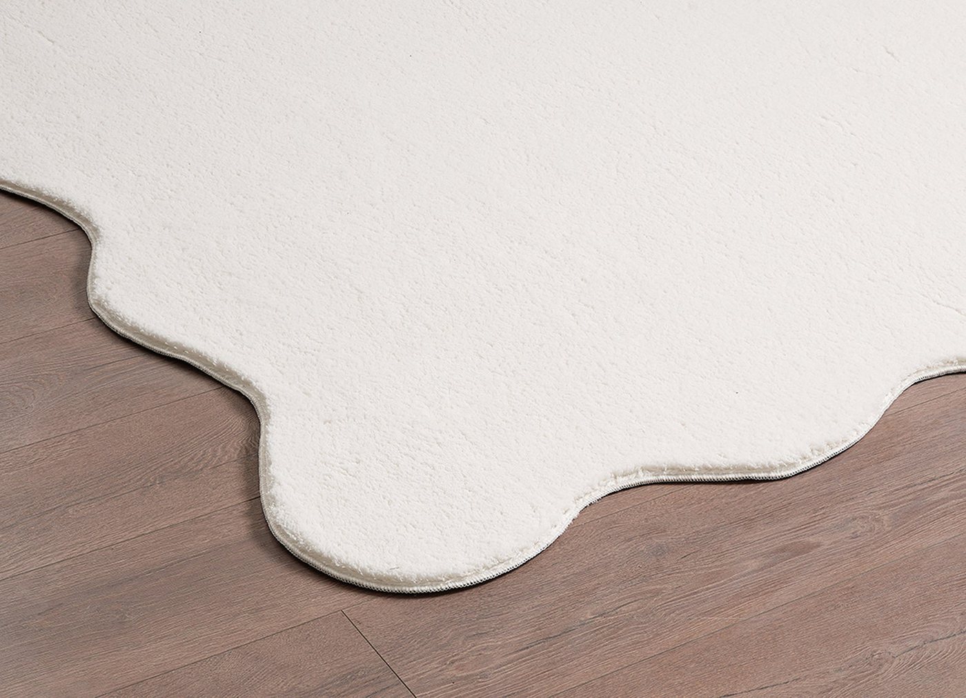 the carpet Teppich kuschelig & Super Soft, Anti-Rutsch Unterseite, wellenförmig, Höhe: 16 mm, Waschbar bis 30 Grad, Felloptik, Wohnzimmer Teppich, Kundenlieblin – Bild 5 von 5
