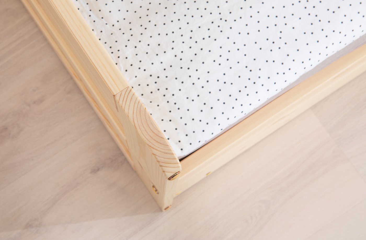 Ticaa Funktionsbett Melinda, Daybett, Jugendbett, 2 Schlafplätze, Schublade auf Rollen, FSC®-zertifizierte Kiefer, 2 Rollroste, Massivholz – Bild 5 von 5