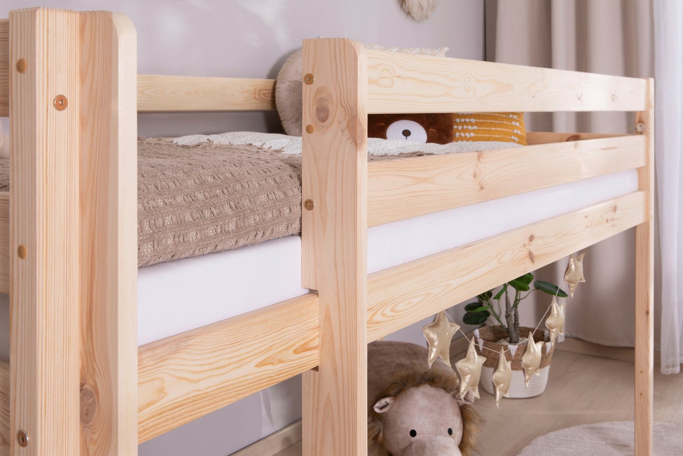 Ticaa Hochbett Malte, FSC®-zertifizierte Kiefer (90x200cm Liegefläche, Höhe 114cm) mit Rollrost – Bild 5 von 5