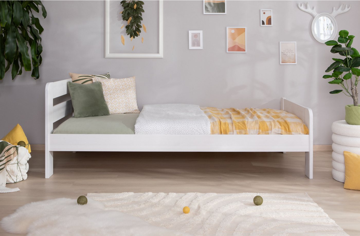 Ticaa Massivholzbett "Bert", FSC®-zertifiziert (Kiefer), Jugendbett, mit Lattenrost (90x200cm, 100x200cm, 140x200cm), ideal für das Kinder- und Jugendzimmer, Ma – Bild 3 von 5