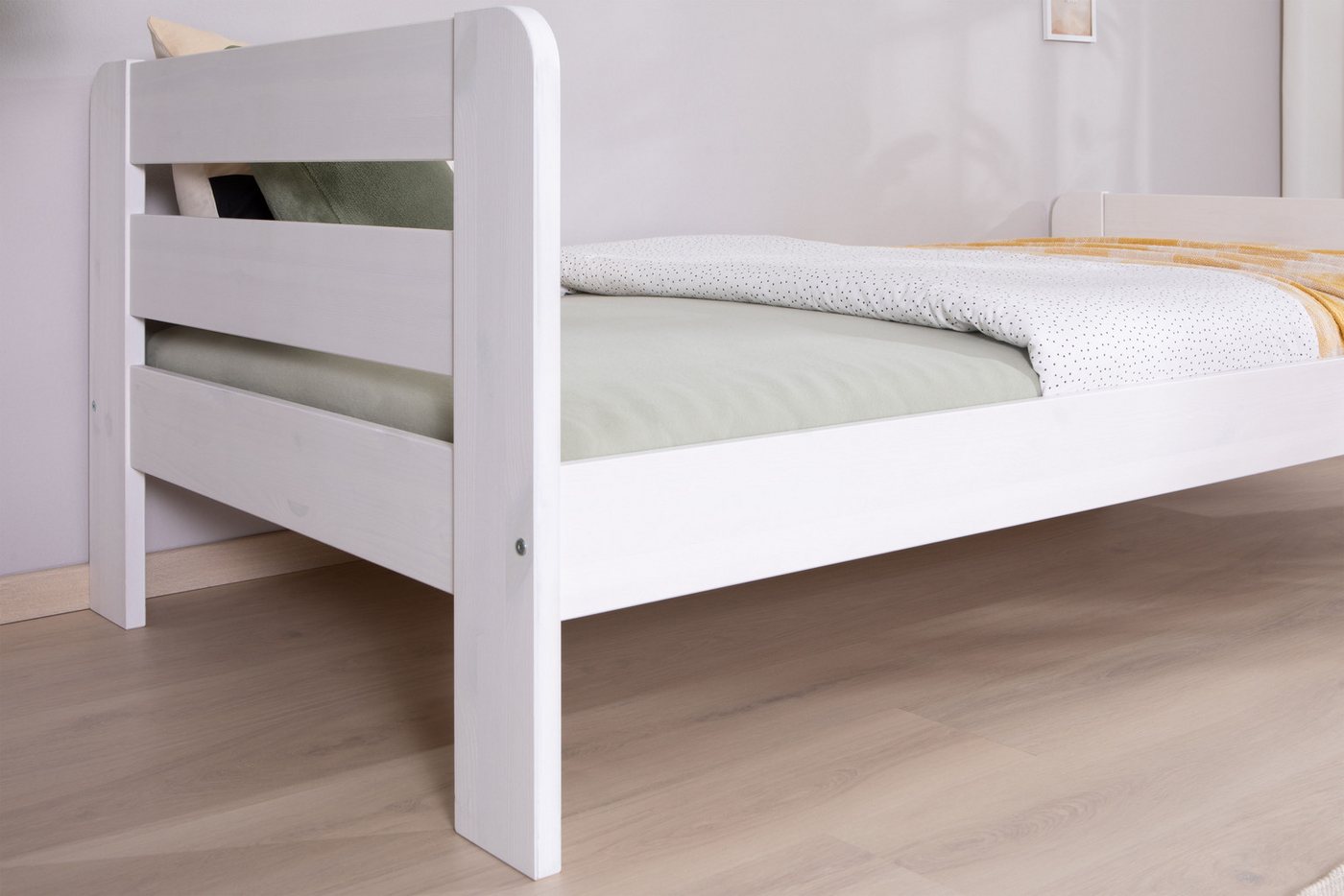 Ticaa Massivholzbett "Bert", FSC®-zertifiziert (Kiefer), Jugendbett, mit Lattenrost (90x200cm, 100x200cm, 140x200cm), ideal für das Kinder- und Jugendzimmer, Ma – Bild 4 von 5