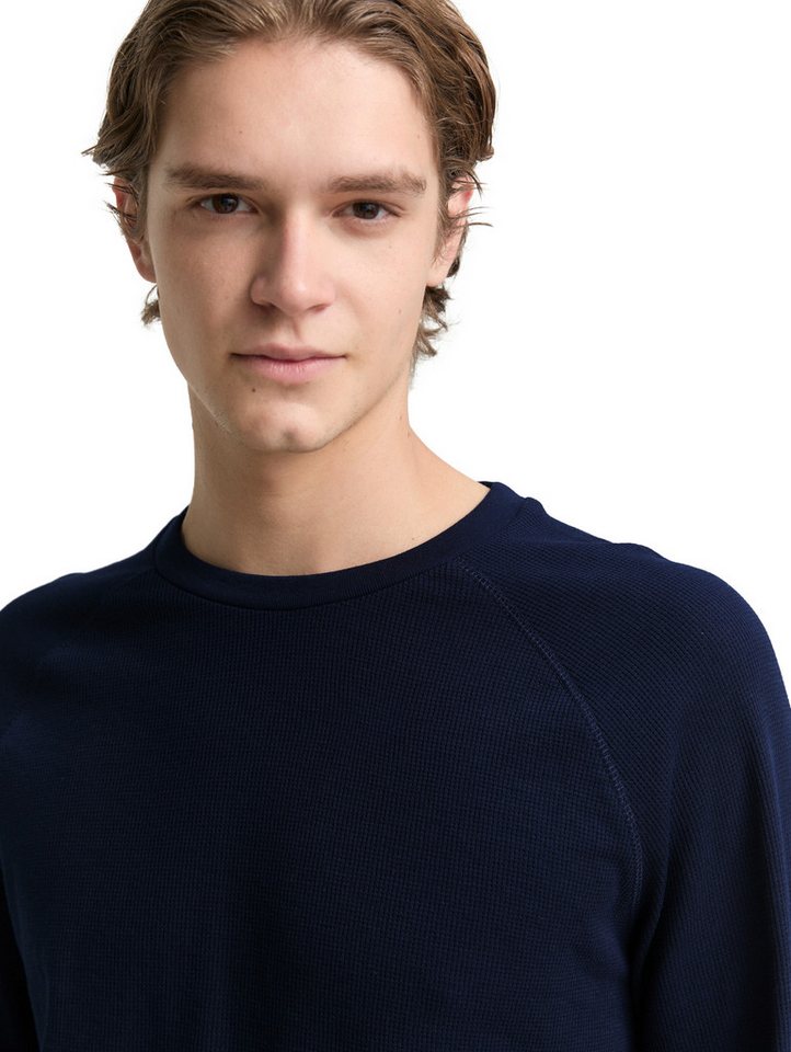 TOM TAILOR Denim Rundhalsshirt mit Logo Stickerei – Bild 3 von 5