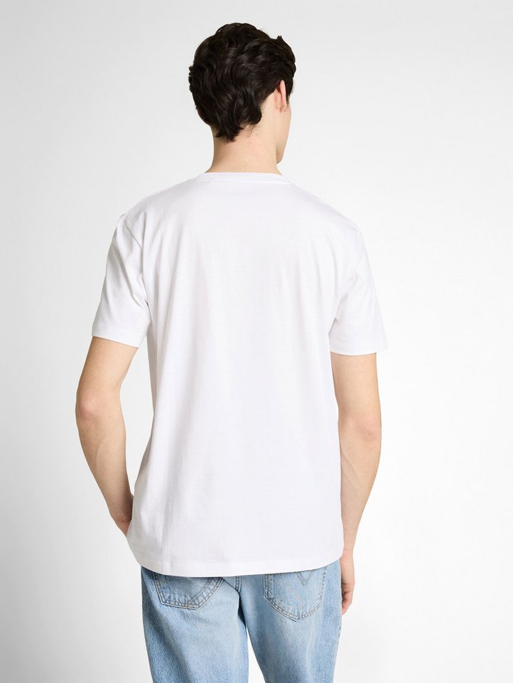 TOM TAILOR Denim Rundhalsshirt mit verschiedenen Logo Prints – Bild 2 von 5