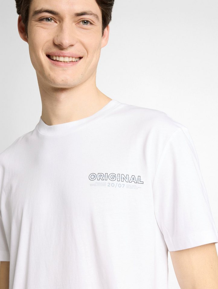 TOM TAILOR Denim Rundhalsshirt mit verschiedenen Logo Prints – Bild 3 von 5