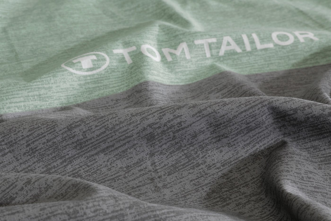 TOM TAILOR HOME Bettwäsche Henry, Renforcé, 3 teilig, Bettwäsche aus Baumwolle, mit GRATIS-Zugabe: Sporthandtuch – Bild 3 von 4