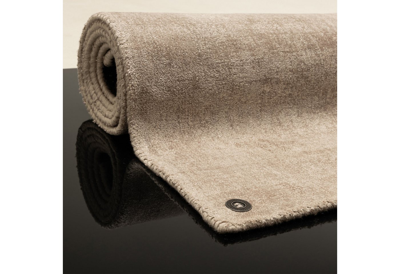 TOM TAILOR HOME Teppich Shine uni, rechteckig, Höhe: 8 mm, Handwebteppich, 100% Viskose, handgewebt, mit elegantem Schimmer – Bild 4 von 5