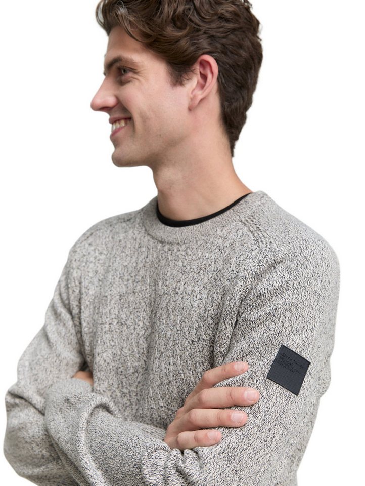 TOM TAILOR Strickpullover mit Logo Stickerei am Arm – Bild 3 von 5