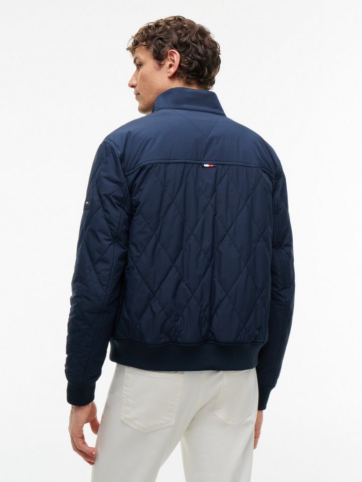 Tommy Hilfiger Blouson PACKABLE QUILTED HARRINGTON mit Stehkragen, wasserabweisendes Finish – Bild 4 von 5