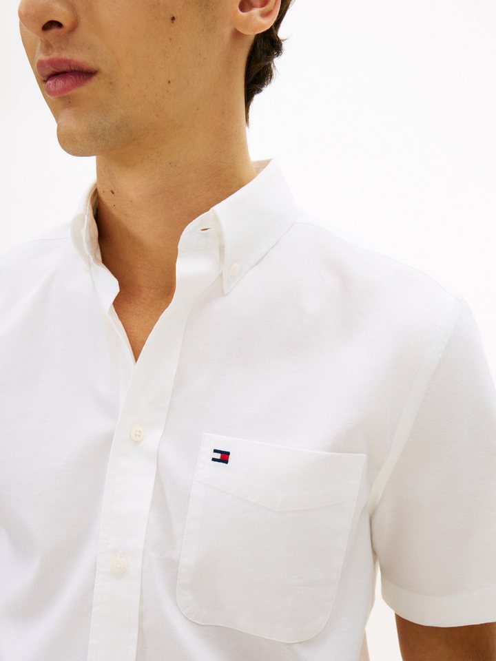 Tommy Hilfiger Kurzarmhemd LIGHT OXFORD SOLID regular fit, Button-down-Kragen – Bild 2 von 5