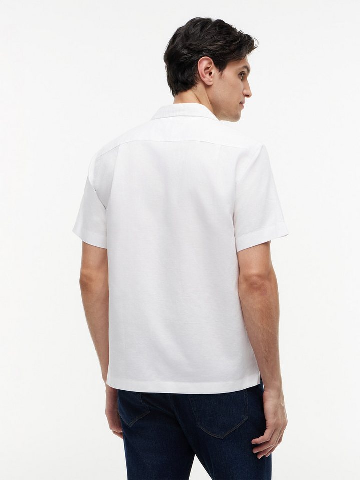 Tommy Hilfiger Kurzarmhemd LINEN BLEND SOLID SS RF SHT aus Baumwollmix mit Leinen – Bild 2 von 5