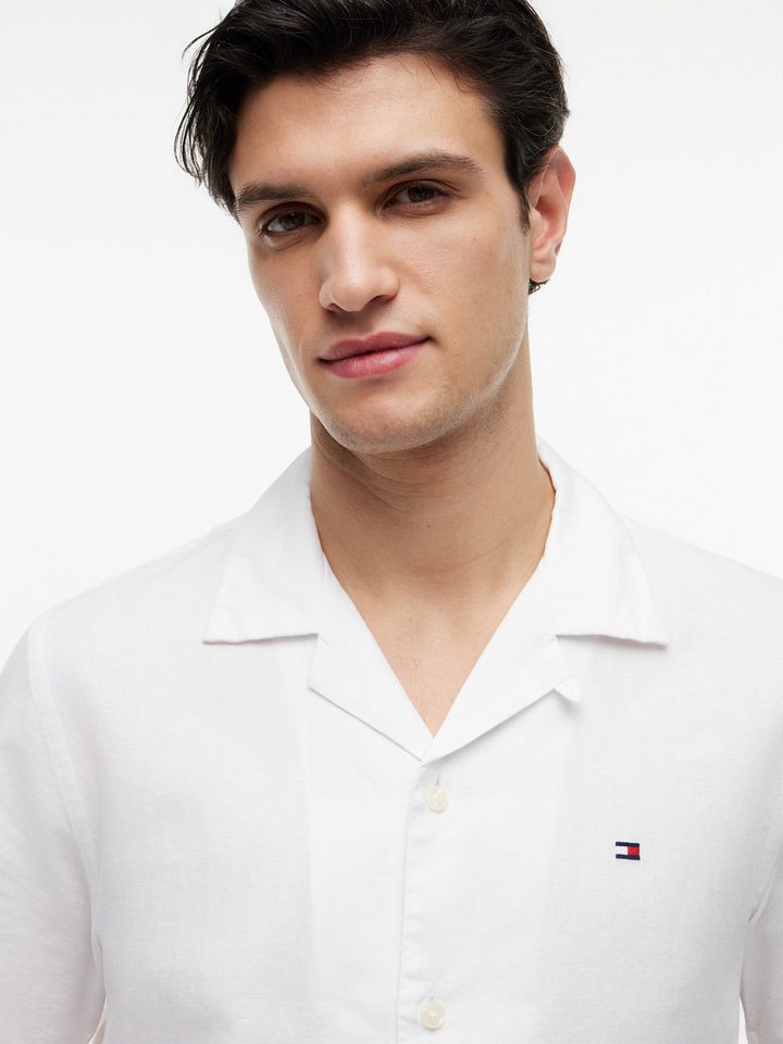 Tommy Hilfiger Kurzarmhemd LINEN BLEND SOLID SS RF SHT aus Baumwollmix mit Leinen – Bild 5 von 5