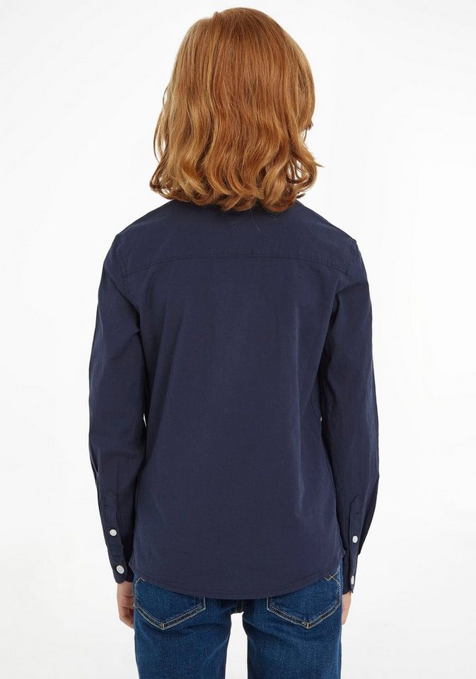 Tommy Hilfiger Langarmhemd SOLID STRETCH POPLIN SHIRT L/S mit Logo-Stickerei für Kinder bis 16 Jahre – Bild 2 von 5