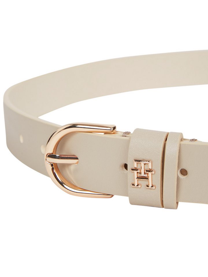 Tommy Hilfiger Ledergürtel ESSENTIAL EFFORTLESS 2.5 cm breit GOLD Logoemblem, weiche Haptik, ovale Einfachdornschließe – Bild 4 von 5