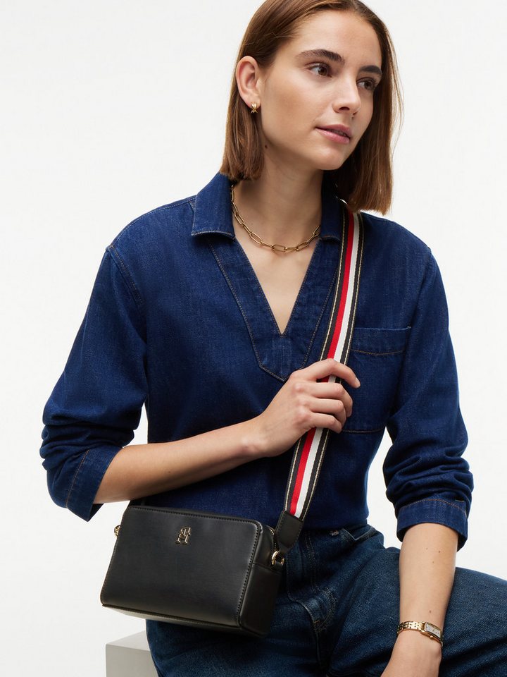 Tommy Hilfiger Mini Bag TH JOY CAMERA BAG CORP, Unisex Schultertasche, Umhängetasche mit gestreiftem Schulterriemen – Bild 2 von 5
