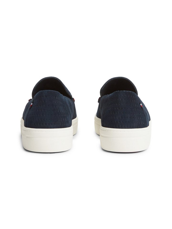 Tommy Hilfiger MODERN LIGHT SUEDE LOAFER Slipper Schlupfschuh, Flat mit typischer Mokassinnaht – Bild 2 von 5