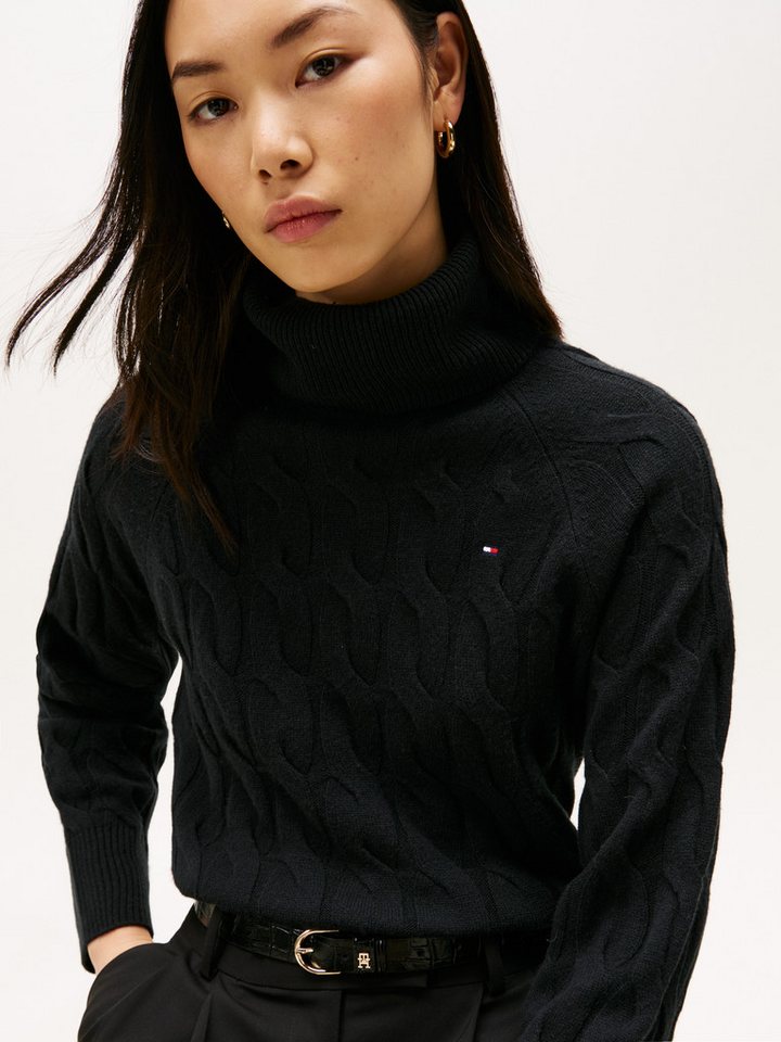 Tommy Hilfiger Rollkragenpullover SOFT WOOL CABLE ROLL-NK LS SWT mit Zopfmuster, aus reiner Wolle – Bild 2 von 5