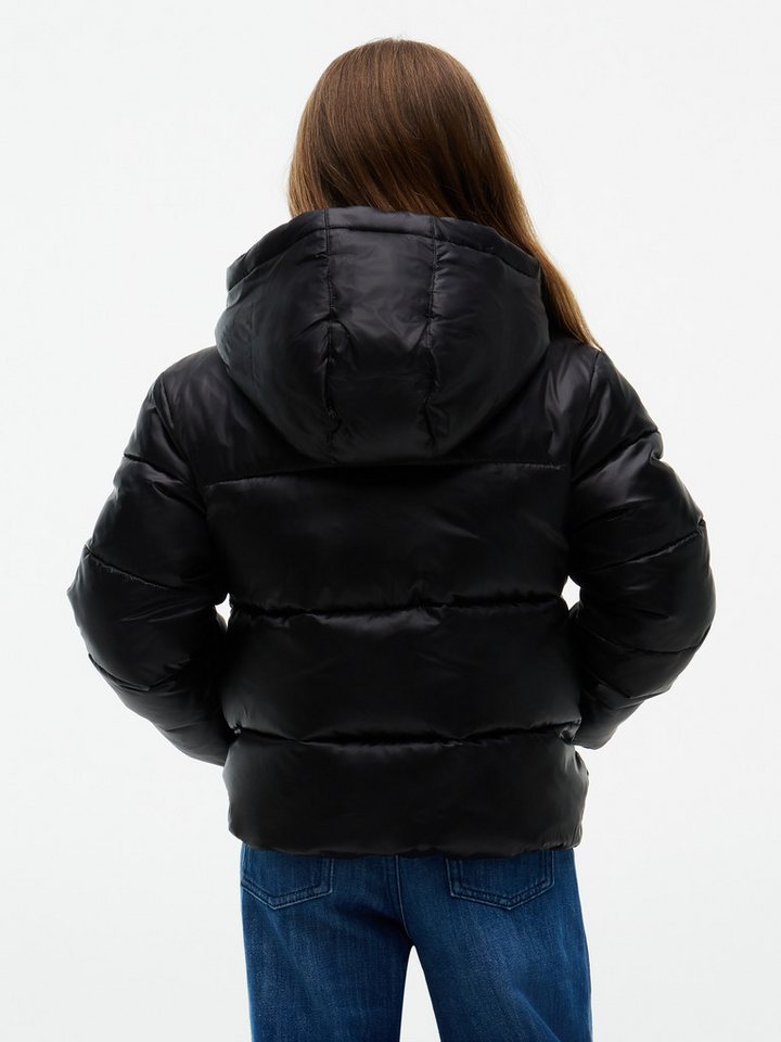Tommy Hilfiger Steppjacke mit Kapuze, Regular Fit, leicht glänzendes Material – Bild 2 von 5