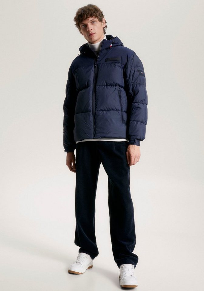 Tommy Hilfiger Steppjacke NEW YORK HOODED JACKET hochgeschlossene Winterjacke, wasserabweisend, verstellbare Ärmel – Bild 4 von 5
