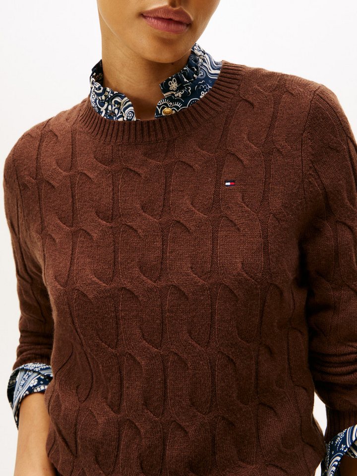 Tommy Hilfiger Strickpullover SOFT WOOL CABLE C-NK mit Zopfmuster, aus reiner Wolle – Bild 2 von 5