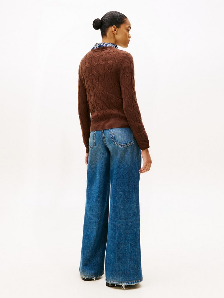 Tommy Hilfiger Strickpullover SOFT WOOL CABLE C-NK mit Zopfmuster, aus reiner Wolle – Bild 5 von 5