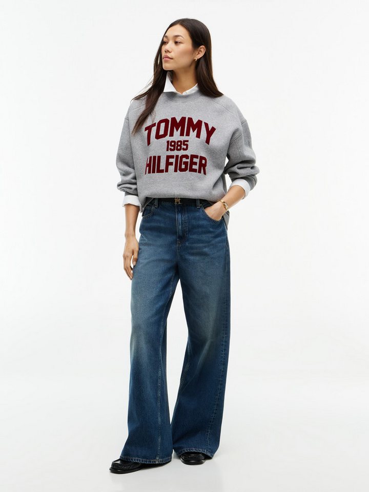 Tommy Hilfiger Sweatshirt VARSITY FLOCK RLXD SWT Baumwollmischung, relaxed fit – Bild 4 von 5