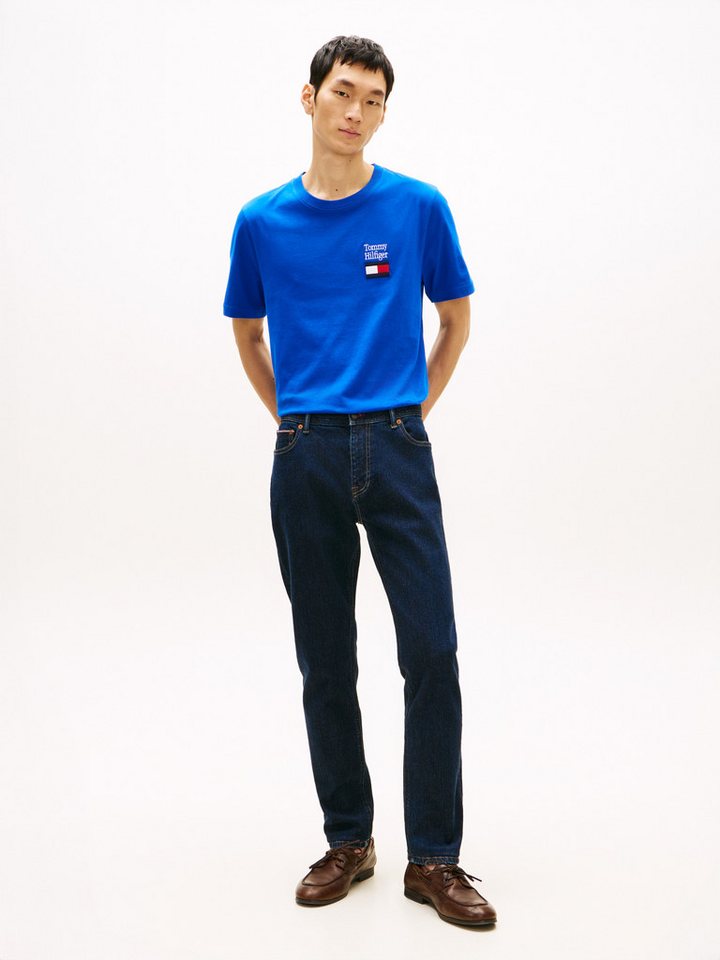 Tommy Hilfiger T-Shirt BRAND LOVE TEXT STACK Regular fit mit Rundhalsausschnitt – Bild 3 von 5