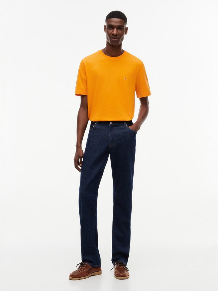 Tommy Hilfiger T-Shirt ESSENTIAL REGULAR FIT SOLID mit Stickerei unifarben, casual, Baumwolle, Rundhals – Bild 4 von 5
