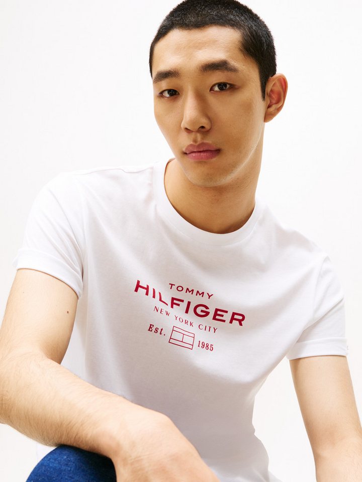 Tommy Hilfiger T-Shirt HILFIGER STACK GRAPHIC TEE Regular fit mit Rundhalsausschnitt – Bild 2 von 5