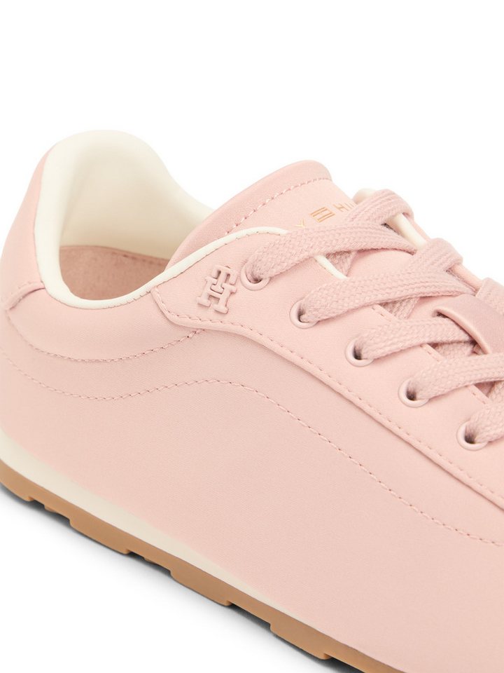Tommy Hilfiger TH BELLA LOW RUNNER SATIN Sneaker Freizeitschuh, Halbschuh, Schnürer mit seitlichem TH-Logo – Bild 2 von 5