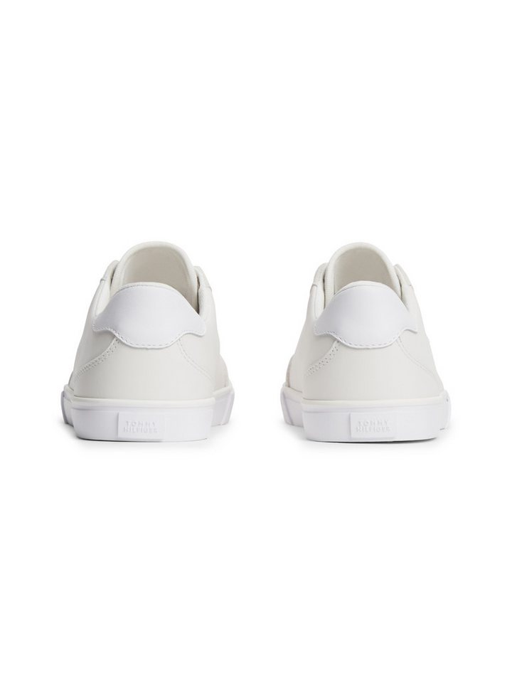 Tommy Hilfiger TH CHIC LOW VULC Sneaker Freizeitschuh, Halbschuh, Schnürschuh mit Ziernähten – Bild 2 von 5