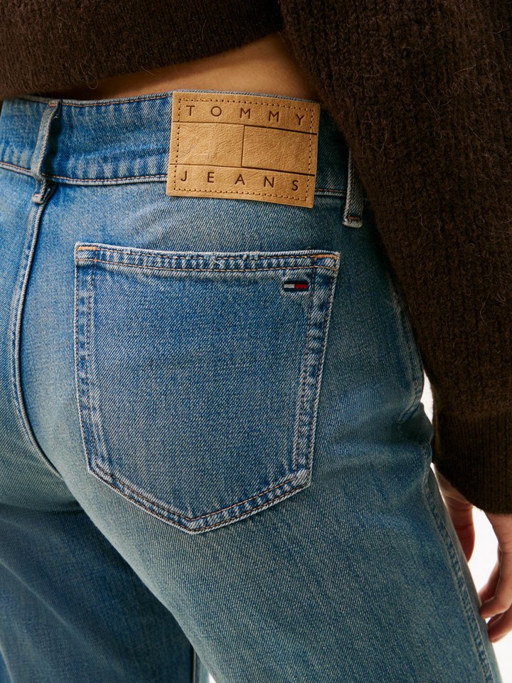 Tommy Jeans Bootcut-Jeans SIA LOW BOOTCUT – Bild 2 von 5