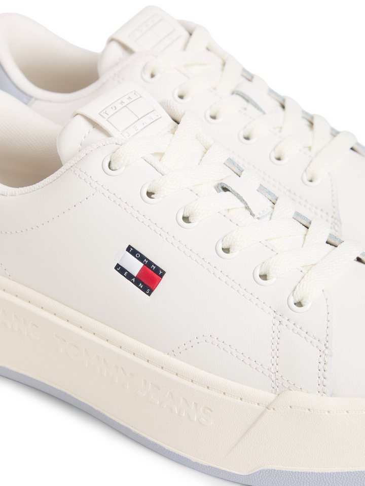 Tommy Jeans PLATFORM LOGO SNEAKER Plateausneaker Schnürschuh, Halbschuh, Freizeitschuh mit seitlicher Logoflag – Bild 2 von 5