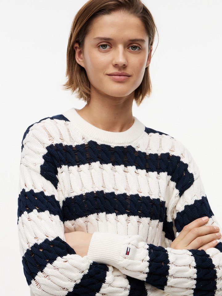 Tommy Jeans Rundhalspullover TJW LOOSE CABLE SWEATER EXT Baumwolle, mit Zopfmuster – Bild 3 von 5