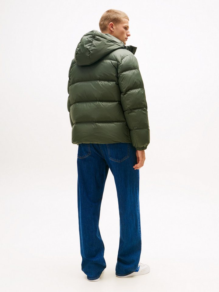 Tommy Jeans Steppjacke TJM ESSENTIAL DOWN JACKET EXT Winterjacke Outdoorjacke Gefüttert 2 in 1 Jacke abnehmbare Kapuze – Bild 5 von 5