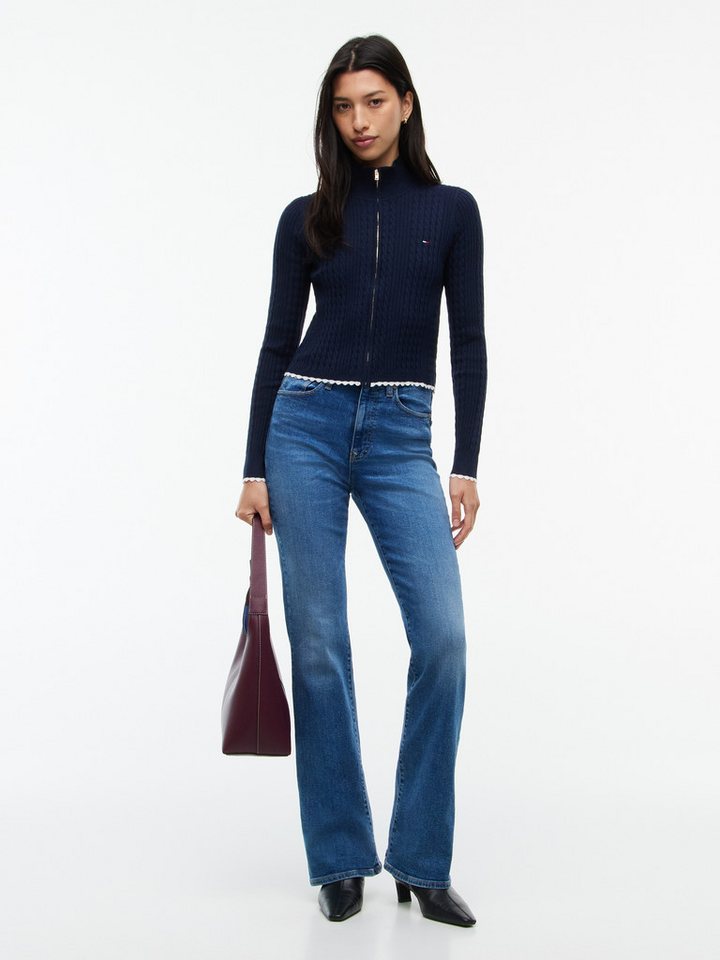 Tommy Jeans Strickjacke TJW MICRO CABLE ZIPTHRU SWTR EXT mit Zopfmuster und Stehkragen – Bild 4 von 5
