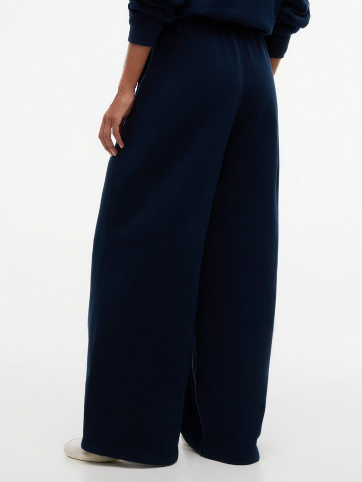 Tommy Jeans Sweathose TJW WIDE LEG SCRIPT SWEATPANTS Baumwollmischung, lässig geschnitten – Bild 2 von 5