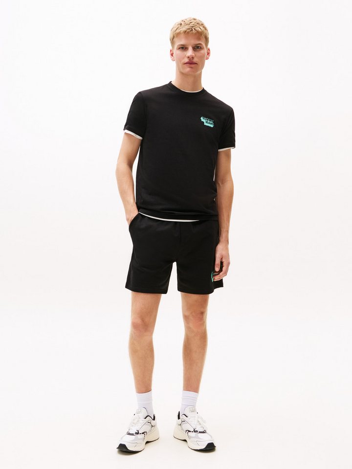 Tommy Jeans T-Shirt TJM SLIM STACK LOGO TEE EXT Mit Rundhalsausschnitt – Bild 2 von 5