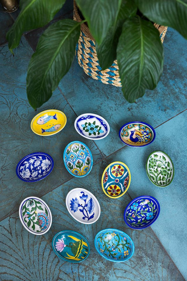 Tranquillo Seifenschale aus Keramik BLUE POTTERY oval 13x10x4 cm handbemalt mit Motiv blau, Breite: 10 cm, Handgeformte Seifenschale aus Keramik mit traditionel – Bild 4 von 4