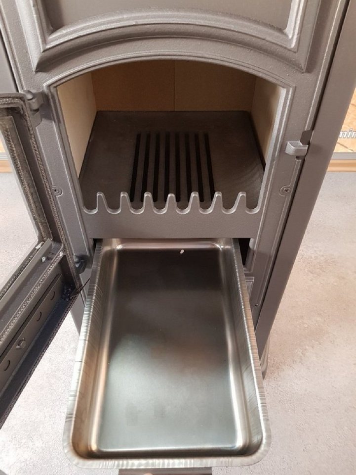 TRGO Kaminofen Forte mit Herdplatte, creme, 5,40 kW – Bild 4 von 5