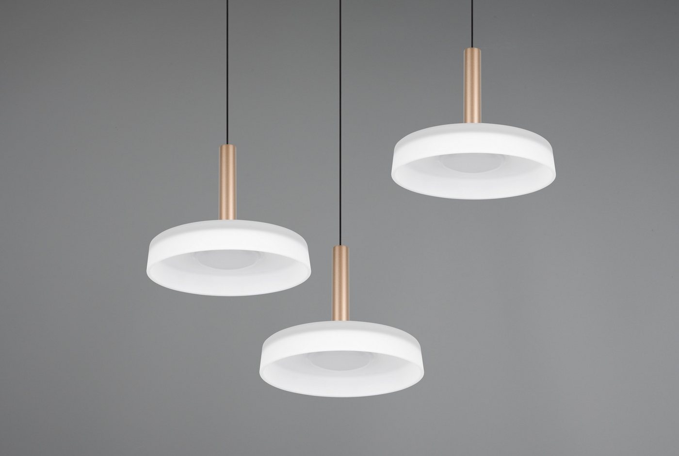 TRIO Leuchten LED Pendelleuchte CELESTE dimmbare LED Hängelampe aus Metall und Glas, 7,5W, 750 Lumen, Dimmfunktion, LED fest integriert, Warmweiß, 3-flammig ein – Bild 5 von 5