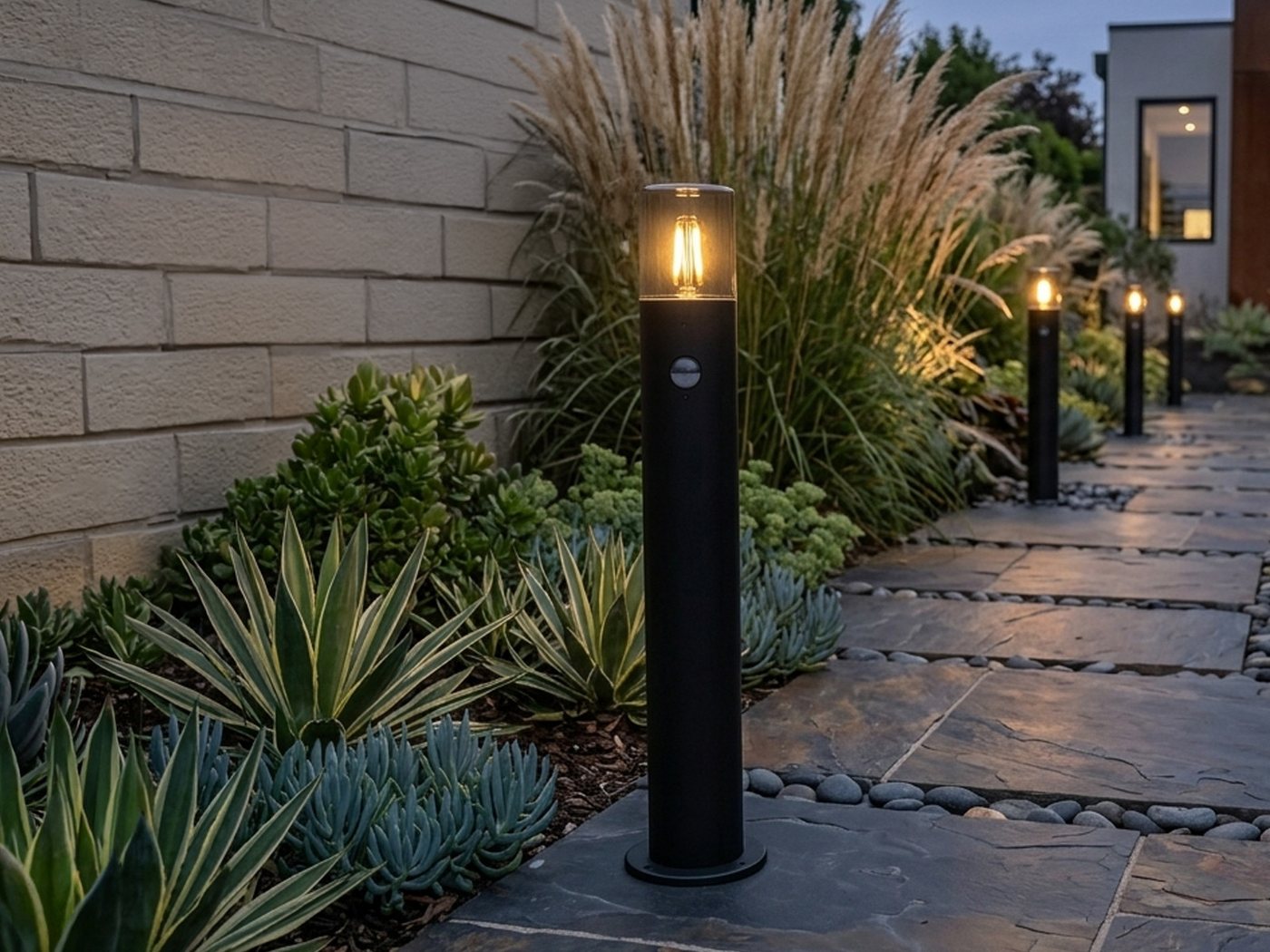 TRIO Leuchten LED Pollerleuchte, Bewegungsmelder, LED wechselbar, Warmweiß, Wegbeleuchtung, Ideen Garten-Beleuchtung, Terrassenleuchte, Höhe 80cm – Bild 5 von 5