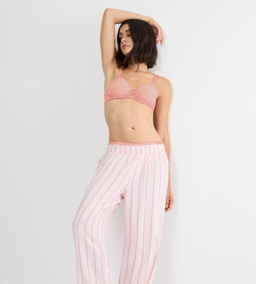 Triumph Bügel-BH Amourette WP Stretch-Spitze, glatte Cups, atmungsaktiv, leicht, feminin – Bild 5 von 5