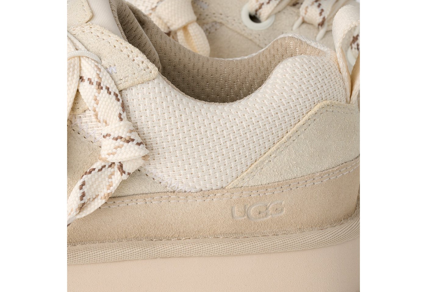 UGG LO LOWMEL Slip-On Sneaker Freizeitschuh, Halbschuh, Slipper mit praktischer Anziehlasche – Bild 2 von 5